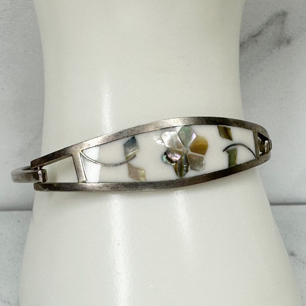 Vintage Taxco Mexico Silver White Abalone Shell Flower Inlay Hinged Bracelet ✨